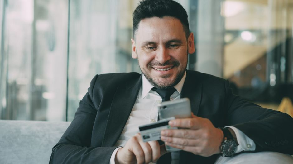 Цифровой ID в телефоне теперь принимают в банке: MyGov расширяет возможности